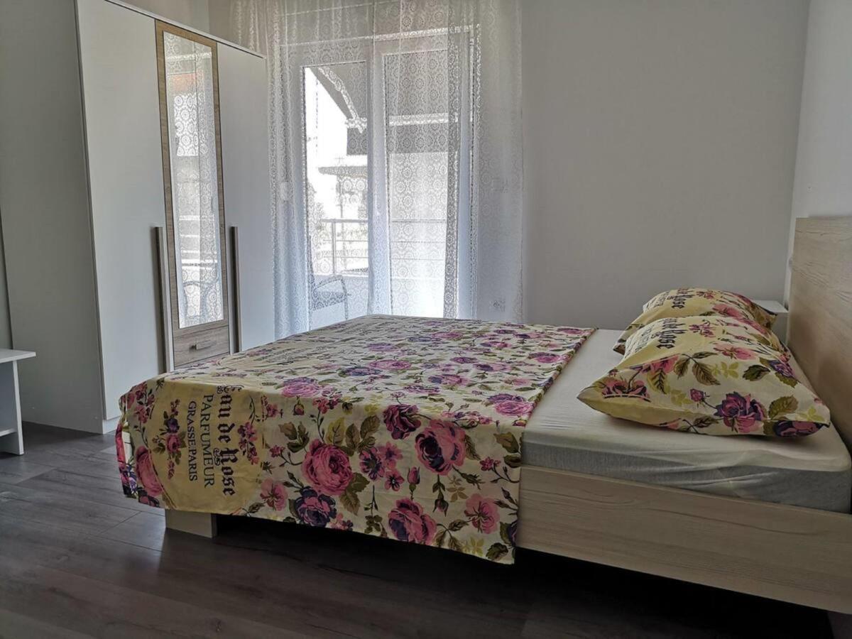 Apartments Dzeki سبليت المظهر الخارجي الصورة